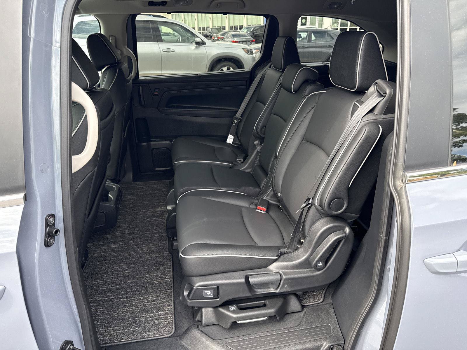 Certified 2026 Honda Odyssey Touring image 18