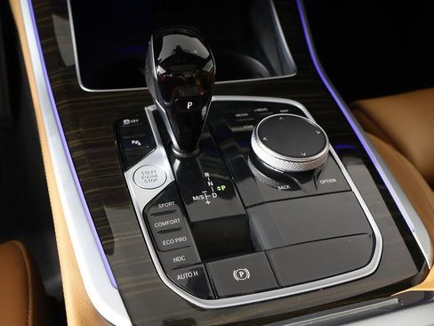 Used 2023 BMW X5 xDrive40i w/ Climate Comfort Package image 47