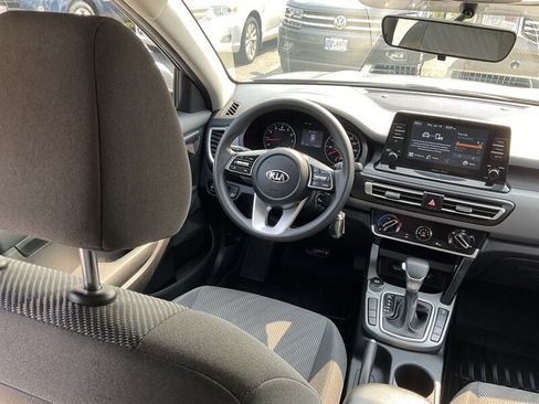 Used 2021 Kia Seltos LX AWD/4WD image 18