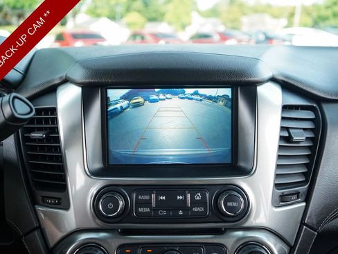 Used 2019 Chevrolet Suburban LT AWD/4WD image 10
