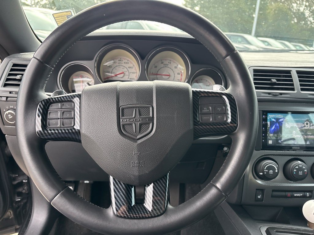 Used 2014 Dodge Challenger R/T Plus RWD image 9