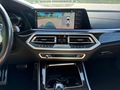 Used 2020 BMW X5 xDrive40i w/ M Sport Package AWD/4WD image 18