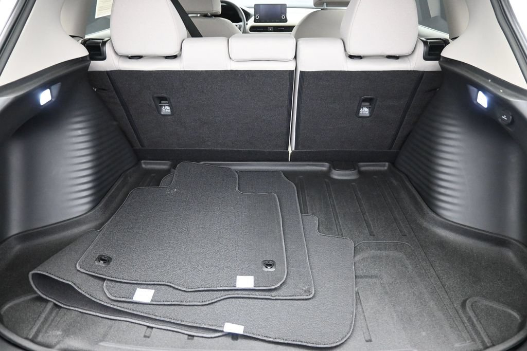 Certified 2025 Honda HR-V LX image 15