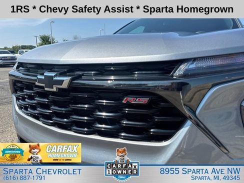 Used 2024 Chevrolet Trax RS w/ Driver Confidence Package FWD image 9