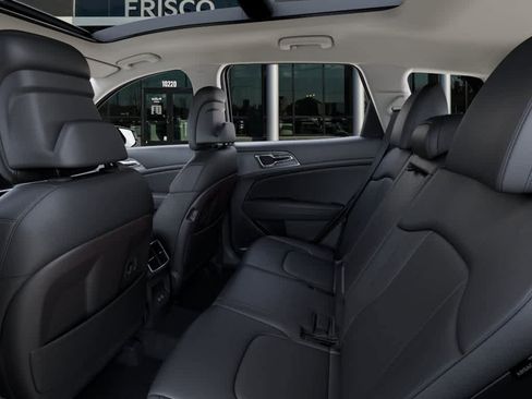 New 2026 Kia Sportage EX image 18