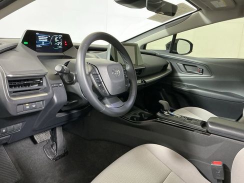 Used 2024 Toyota Prius LE image 20