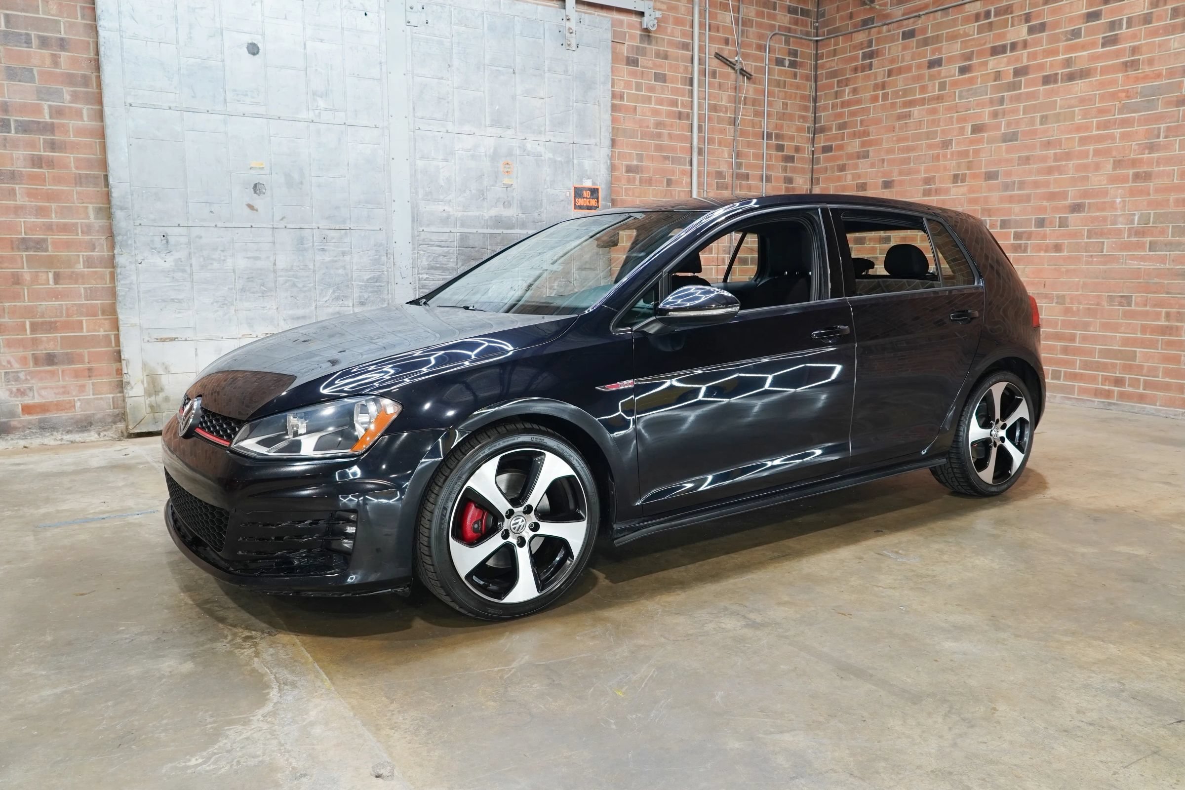 Used 2017 Volkswagen GTI S FWD image 7