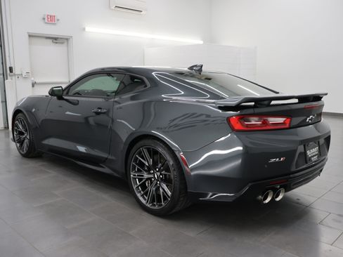 Used 2017 Chevrolet Camaro ZL1 RWD image 6