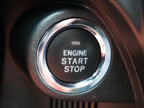 Used 2025 Subaru Forester Premium AWD/4WD image 28