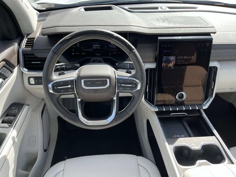 Used 2024 GMC Acadia Denali w/ Super Cruise Package image 13