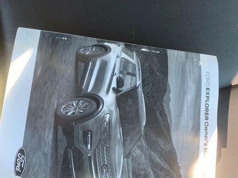 Used 2023 Ford Explorer XLT w/ Equipment Group 202A image 31