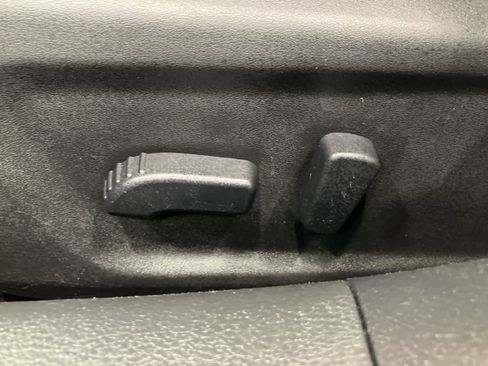 Used 2025 Nissan Altima 2.5 SV image 11