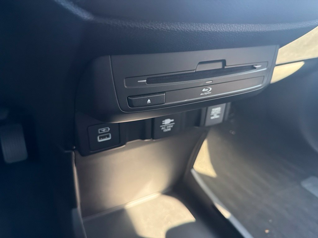 Certified 2024 Honda Odyssey Elite image 35