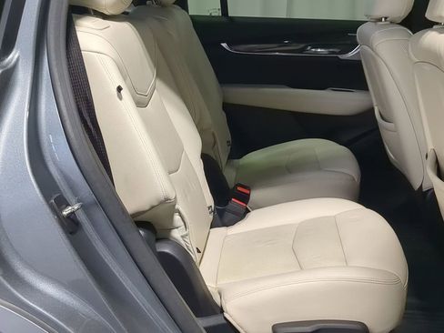 Used 2021 Cadillac XT6 Sport image 36