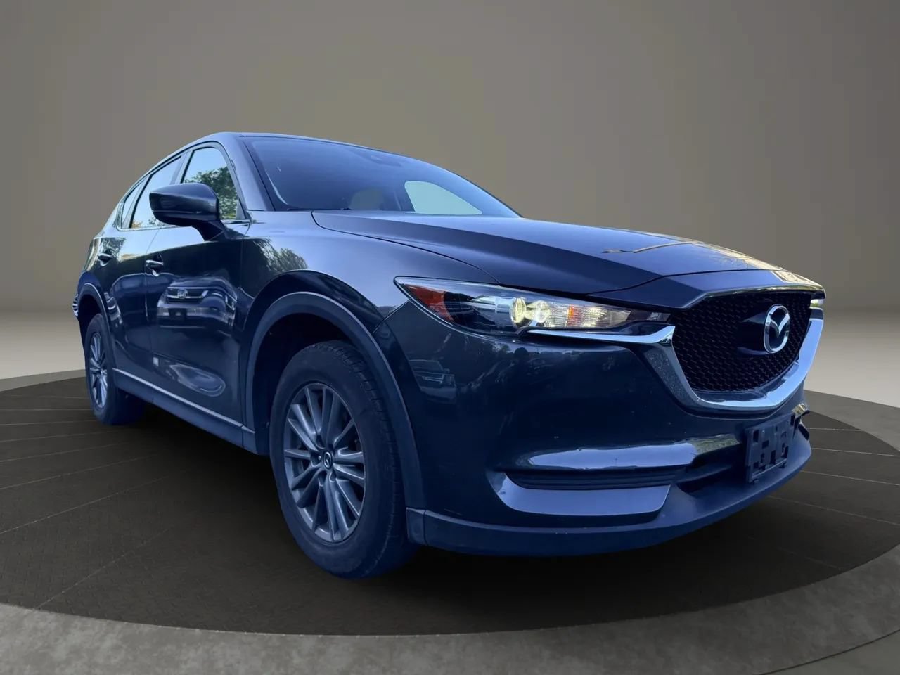 Used 2017 MAZDA CX-5 Touring AWD/4WD image 3