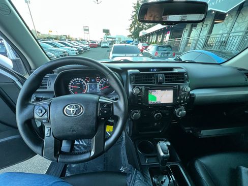 Used 2017 Toyota 4Runner TRD Pro image 42