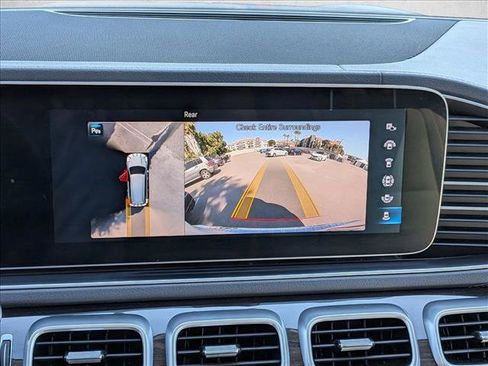 Used 2020 Mercedes-Benz GLS 450 4MATIC image 16
