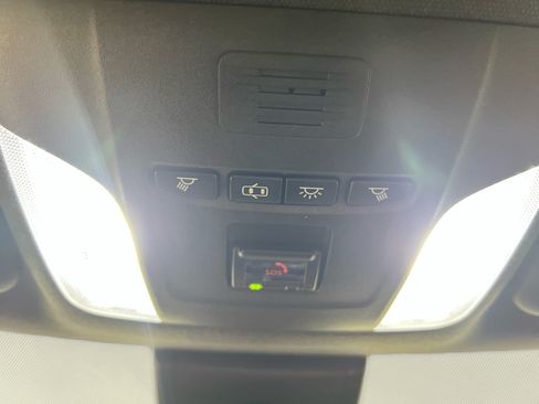 Used 2021 Toyota Corolla SE FWD image 21