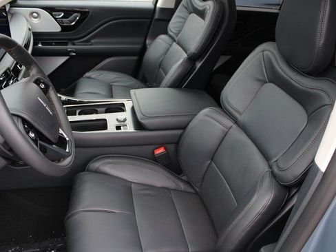 New 2026 Lincoln Aviator Reserve image 27