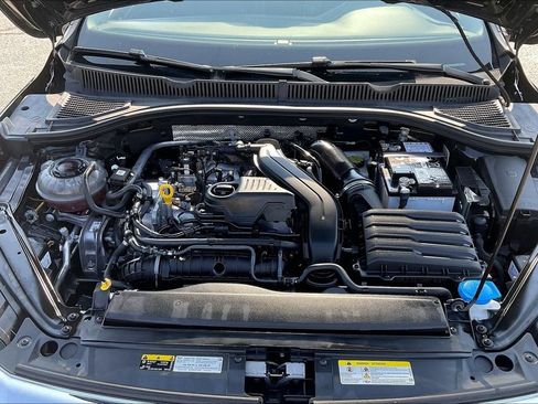 Used 2024 Volkswagen Jetta SE FWD image 29