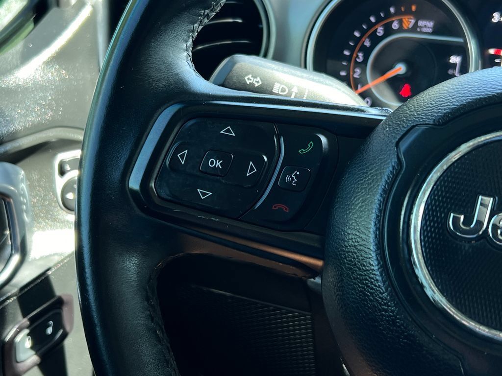 Used 2018 Jeep Wrangler Unlimited Sport S AWD/4WD image 24