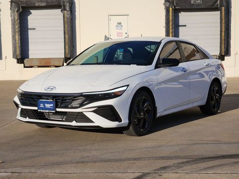 New 2026 Hyundai Elantra Sport image 2