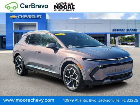 Certified 2025 Chevrolet Equinox EV LT image 1