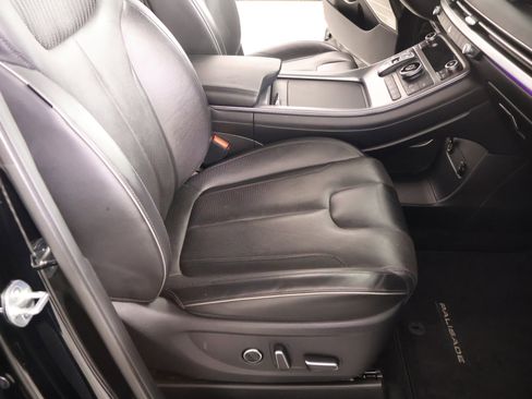 Used 2023 Hyundai Palisade Calligraphy image 15