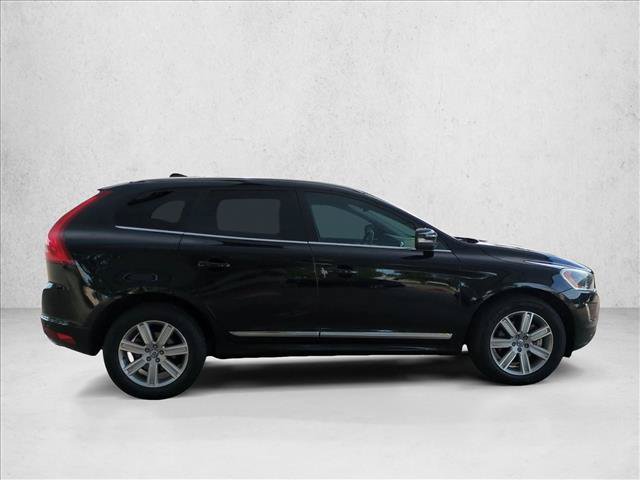 Used 2017 Volvo XC60 T5 Inscription w/ Preferred Option Package FWD image 4