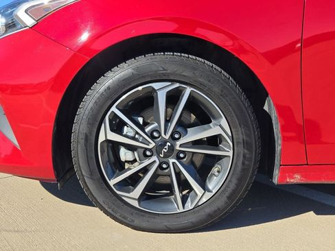 Certified 2024 Kia Forte LXS image 12
