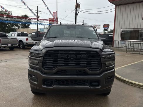 Used 2026 RAM 2500 Big Horn AWD/4WD image 2