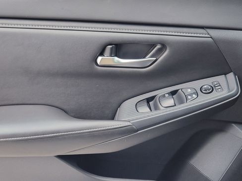 Used 2022 Nissan Sentra SV w/ All-Weather Package image 23