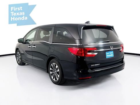 Used 2024 Honda Odyssey EX-L image 5