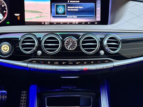 Used 2018 Mercedes-Benz S 63 AMG S 4MATIC Sedan image 43