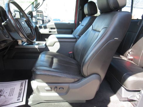 Used 2016 Ford F250 Lariat w/ Chrome Package image 19