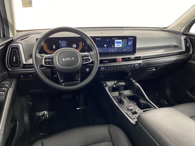 Used 2025 Kia Sorento S FWD image 18