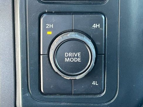 Used 2025 Ford F150 XLT w/ Equipment Group 301A Standard image 16