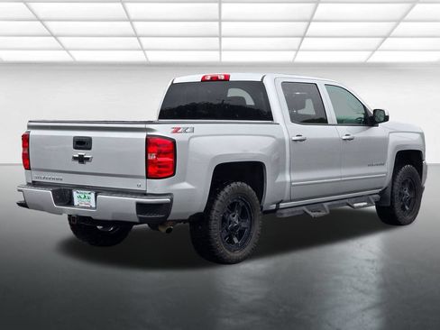 Used 2018 Chevrolet Silverado 1500 LT w/ All Star Edition AWD/4WD image 16