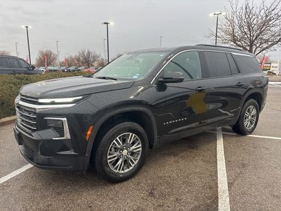 Certified 2025 Chevrolet Traverse LT