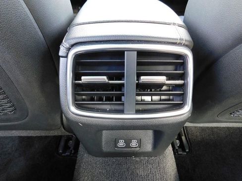 Used 2026 Genesis G70 2.5T Prestige image 17