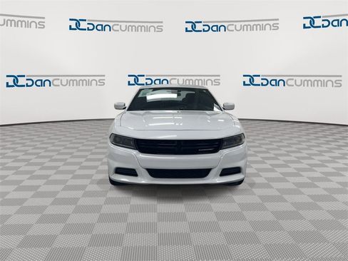 Used 2022 Dodge Charger SXT image 3