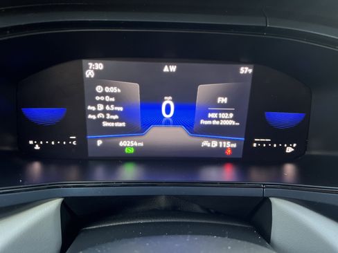 Certified 2022 Volkswagen Taos SE image 20