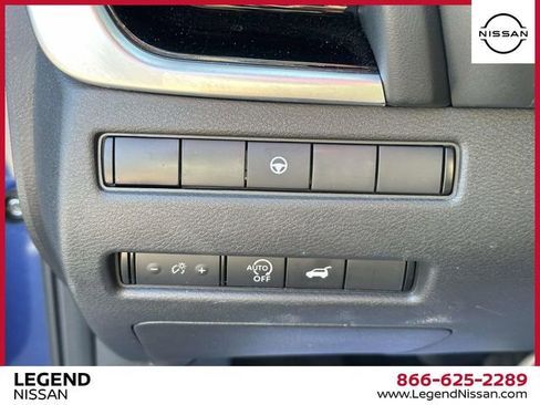 Used 2023 Nissan Rogue SL AWD/4WD image 22