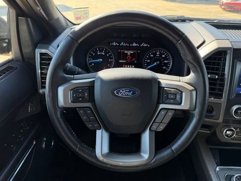 Used 2021 Ford Expedition XLT image 15