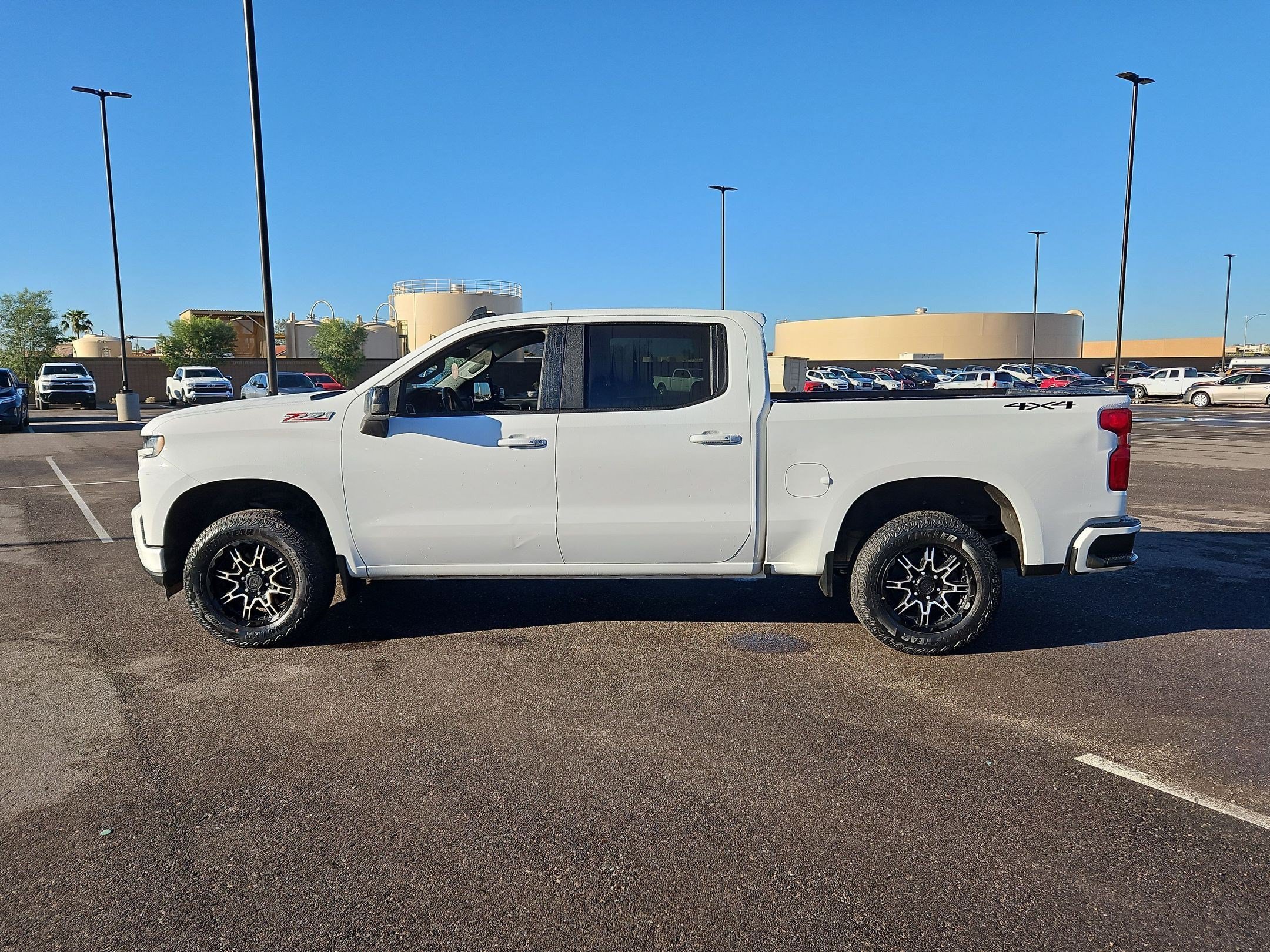 Used 2019 Chevrolet Silverado 1500 RST w/ All-Star Edition AWD/4WD image 2