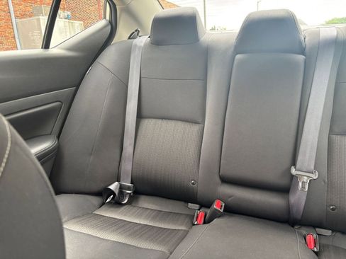 Used 2025 Nissan Altima 2.5 SV FWD image 38