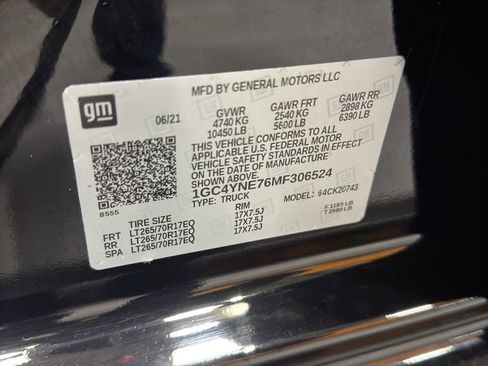 Used 2021 Chevrolet Silverado 2500 LT w/ Convenience Package image 37