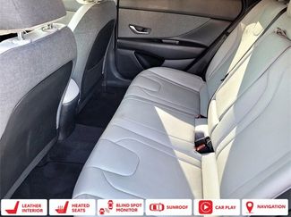 Used 2023 Hyundai Elantra Limited image 1