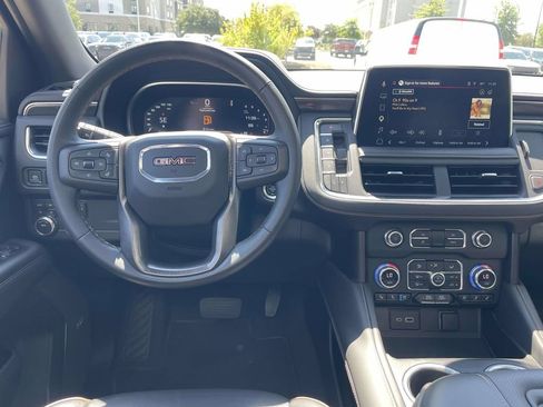 Used 2023 GMC Yukon AT4 w/ AT4 Premium Package AWD/4WD image 14
