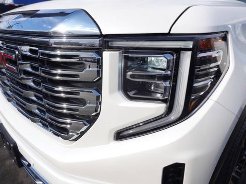 Used 2023 GMC Sierra 1500 Denali w/ Denali Reserve Package AWD/4WD image 74